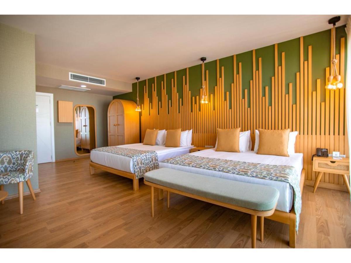 La Terrazza Hotel Famagusta  Esterno foto